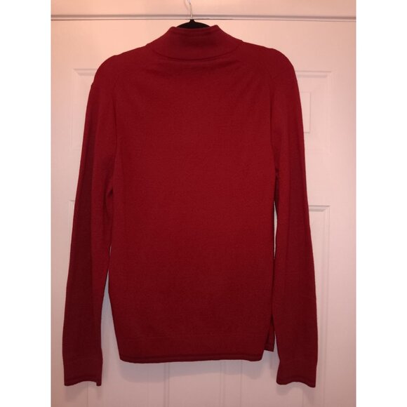 Michael Kors Men’s Large Red Sweater with Quarter Zipper – Stylish & Comfortable - Picture 4 of 4